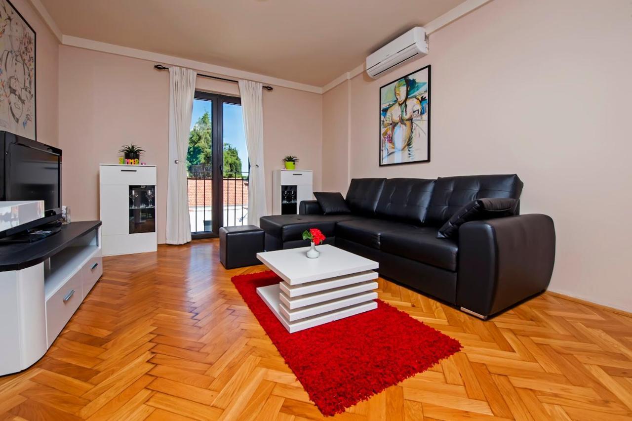 로비니 Apartman Bellana 아파트 외부 사진