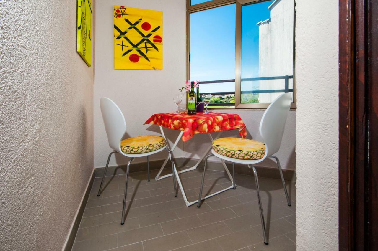 로비니 Apartman Bellana 아파트 외부 사진