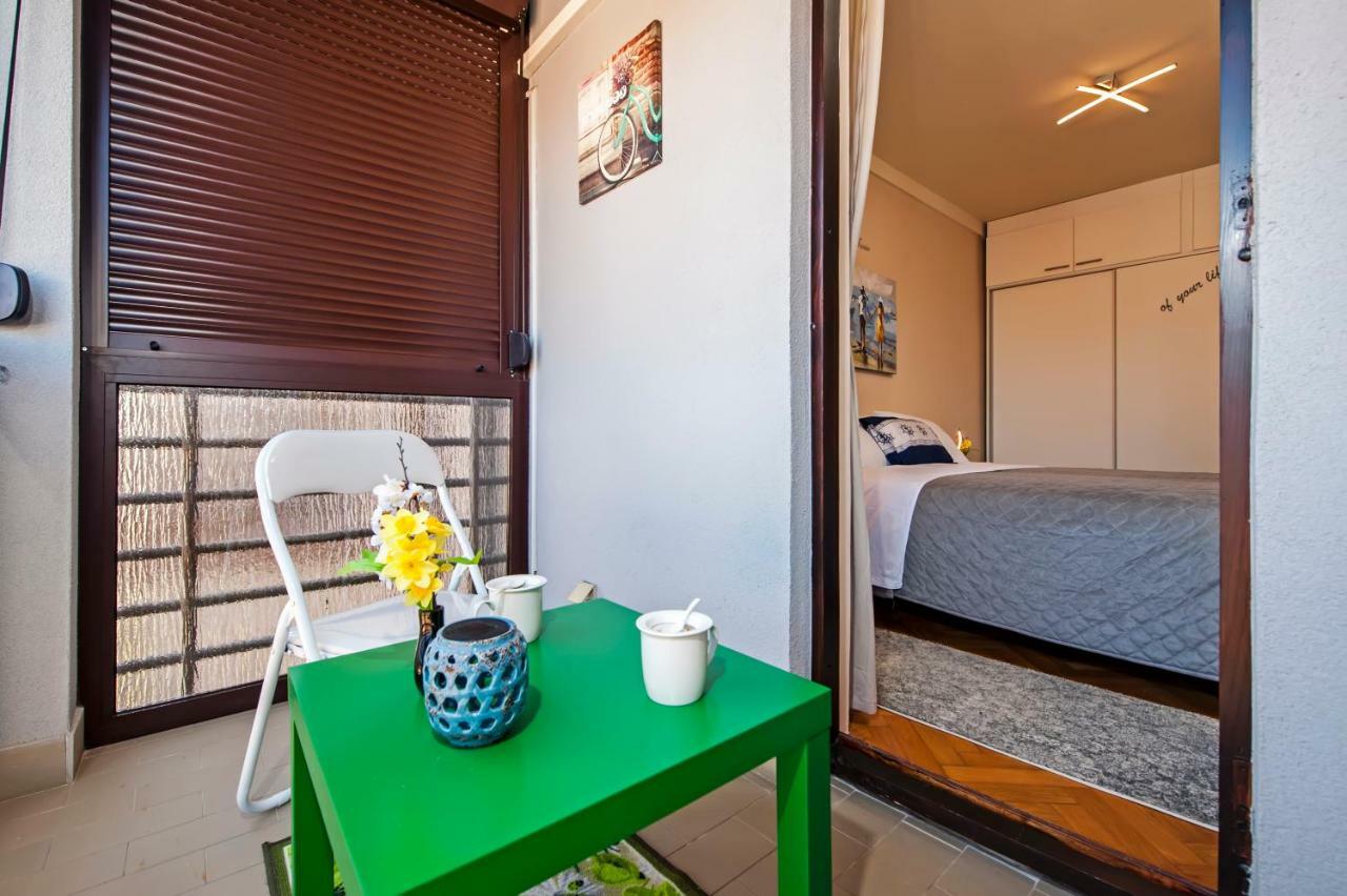 로비니 Apartman Bellana 아파트 외부 사진