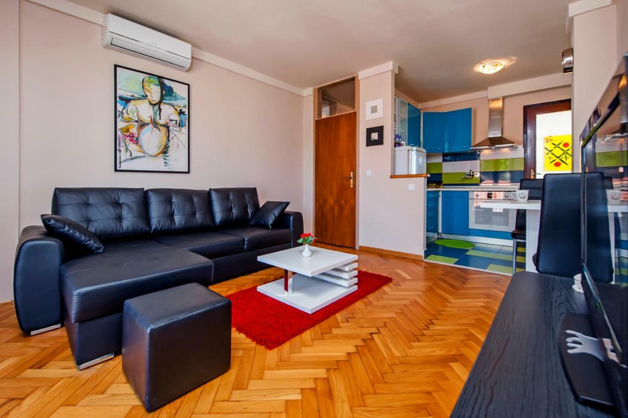 로비니 Apartman Bellana 아파트 외부 사진